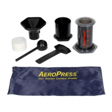 Aerobie AeroPress z pokrowcem